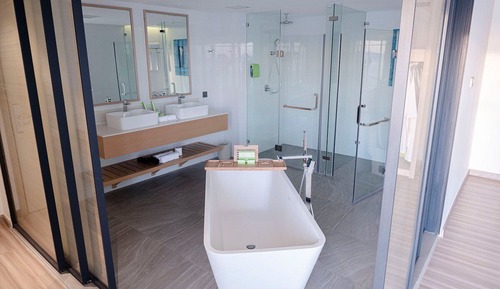Premier Room, Bay View