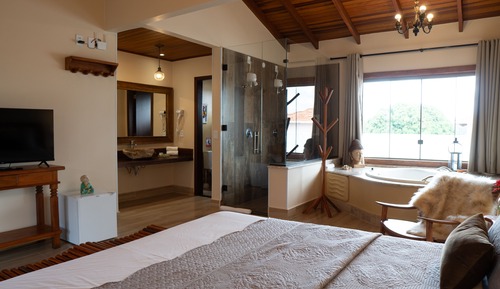 Romantic Double Room, 1 King Bed, Jetted Tub, Garden View