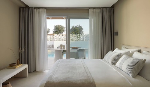 Junior Suite, Private Pool, Garden View