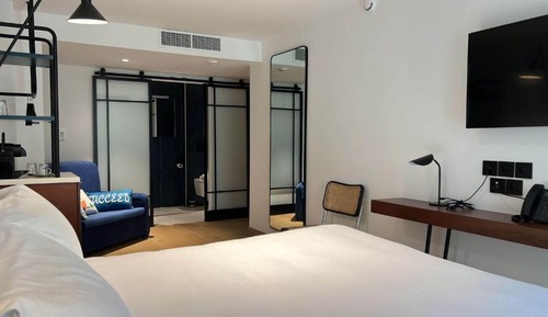 Comfort Room