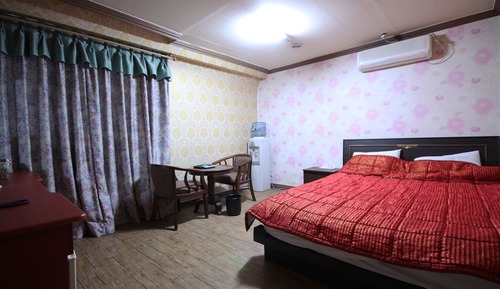 Room (Standard Room)