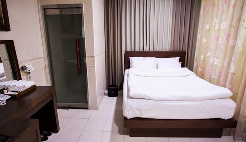 Room (Aqua room double)