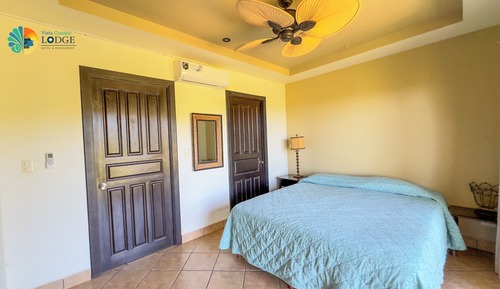 Comfort Condo, 2 Bedrooms, Partial Ocean View, Tower