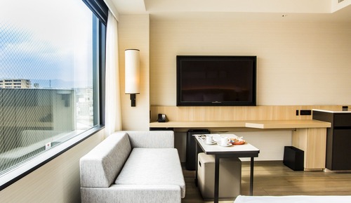 Standard Room, 1 King Bed