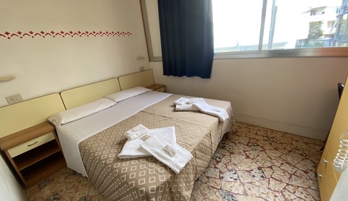 Basic Double Room, 1 Double Bed