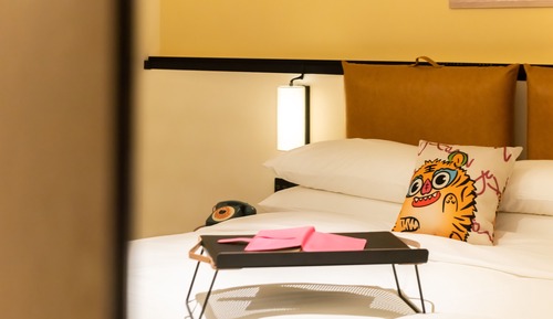 Standard Room, 1 King Bed