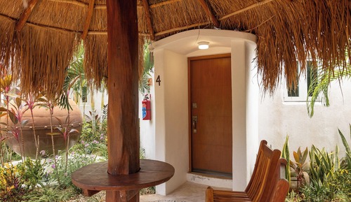 Deluxe Bungalow, 1 Queen Bed