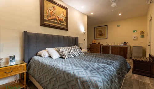 Honeymoon Studio Suite, Terrace
