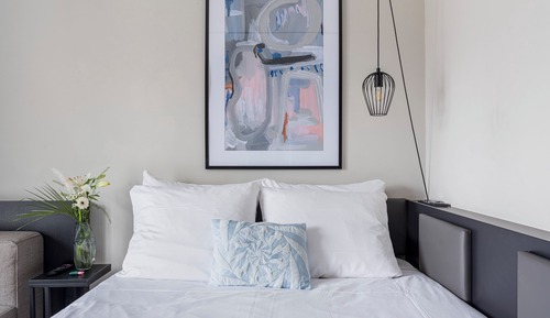 L Studio, Kitchenette, Lift, No A/C