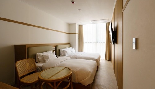 More Pretty Room _Twin