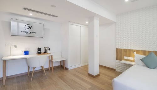 Family Quadruple Room, Pool Access