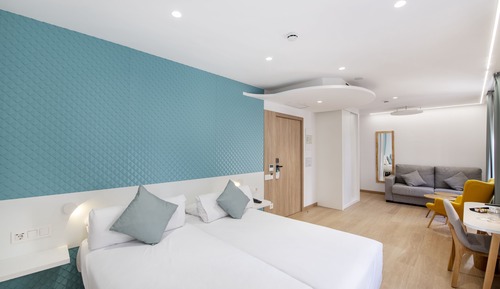 Standard Double Room, 2 Twin Beds, Accessible