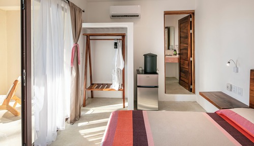 Standard Room, 1 Queen Bed, Beach View