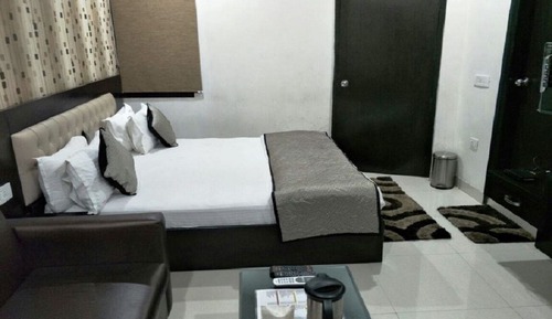 Luxury Single Room, 1 Double Bed, City View