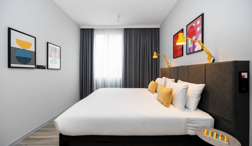 One Bed Accessible
