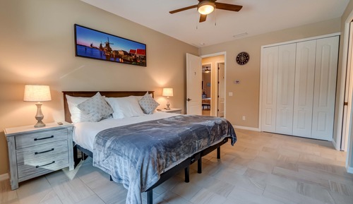 Deluxe Studio Suite