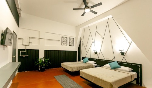 Basic Double Room, 2 Queen Beds