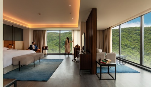 Executive Suite