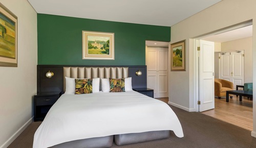 Suite, 1 Bedroom, Garden View
