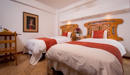 Standard Twin Room