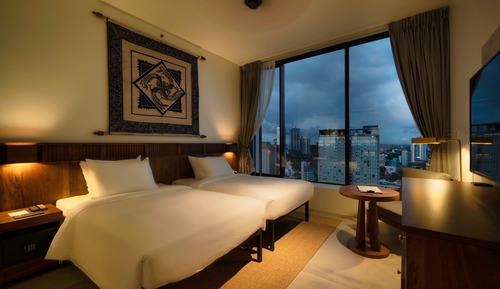 Standard Twin Room, City View