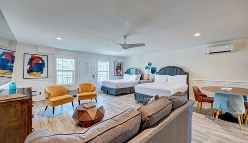 Saltwater Suites Adjacent 3rd Fl. Trio: 301 (King), 302 (Queen), & 303 (Queen)