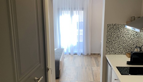 Apartment 5 With Private Balcony