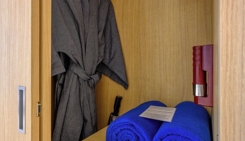 Deluxe Room, Balcony
