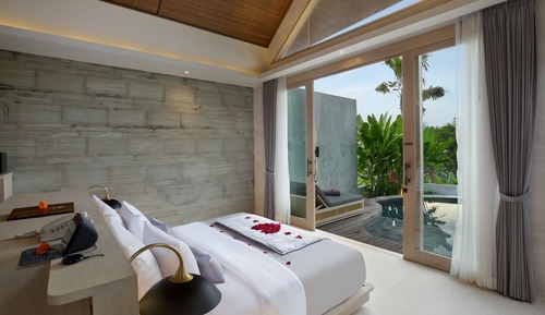 Royal Smart 1 Bedroom Villa with Private Pool & Hot Tub