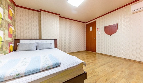 Room (Special Room)