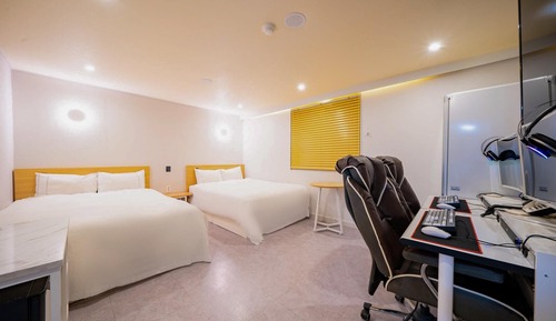 Room (Annex Twin 2PC Gaming Room *Full Opti)
