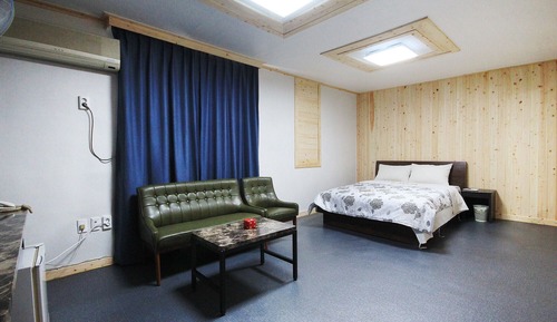 Room (Special Room)