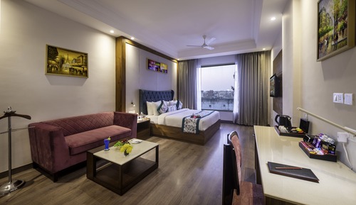 Club Room