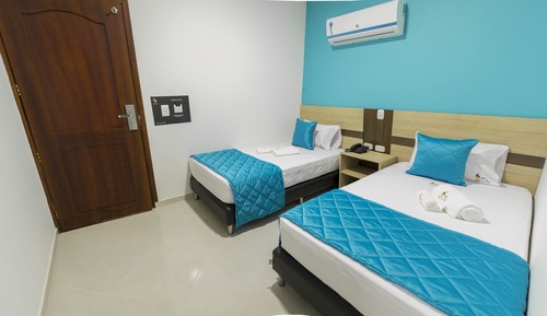Standard Twin Room