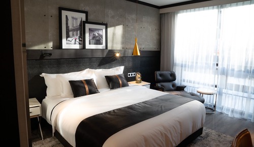 King Room