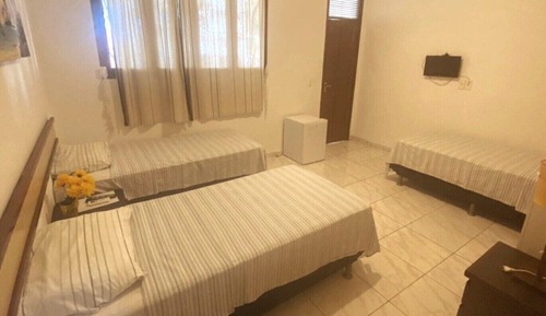Comfort Room, 3 Twin Beds, Accessible, Garden Area