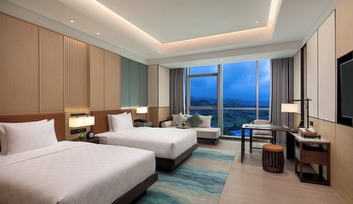 Standard Room, 2 Double Beds, City View