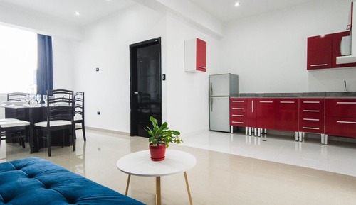 Deluxe Studio Suite