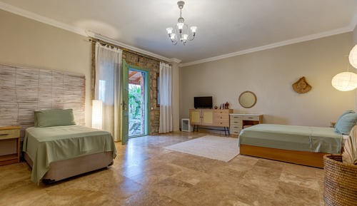 Deluxe Room, Patio, Pool View (1)