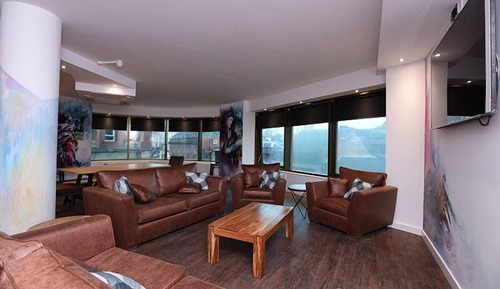 Superior Apartment