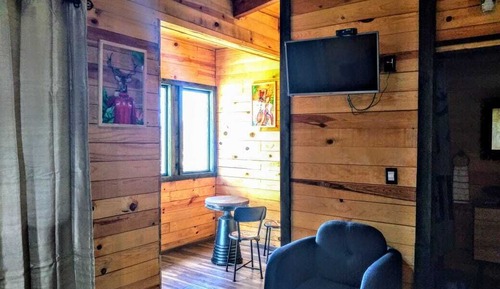 Deluxe Cabin