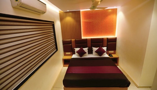 Junior Studio Suite