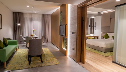 Premium Suite