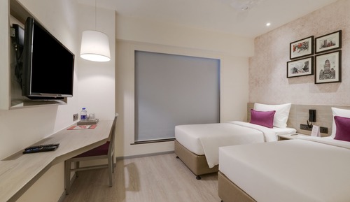 Standard Twin Room