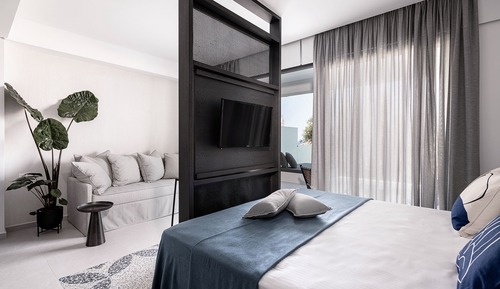 Luxury Studio Suite, 1 King Bed with Sofa bed, Private Pool