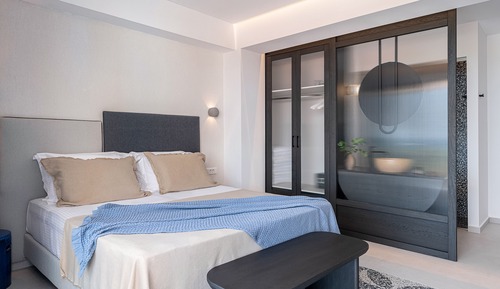 Luxury Studio Suite, Sea View