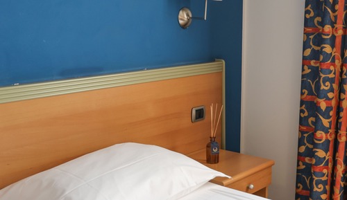 Comfort Single Room