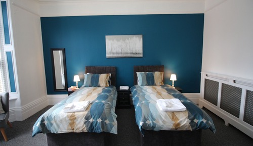 Twin Room, Shared Bathroom