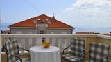Studio (Ivi - big parking and courtyard - SA5)
