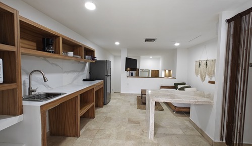 Deluxe Studio Suite